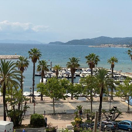 T2 Coquet Le Lavandou Plein Centre Vue Mer Exceptionnelle. Apartman Kültér fotó